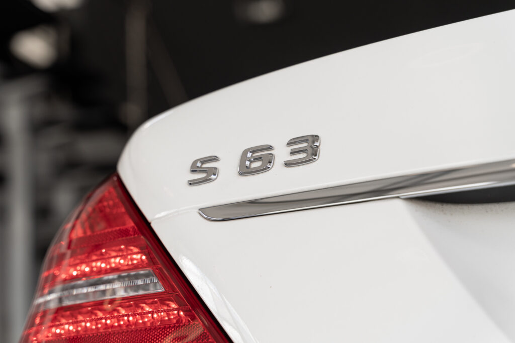 S63-biale-poziom-56