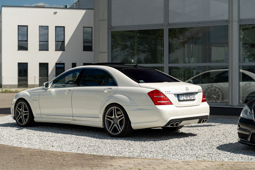 S63-biale-poziom-97