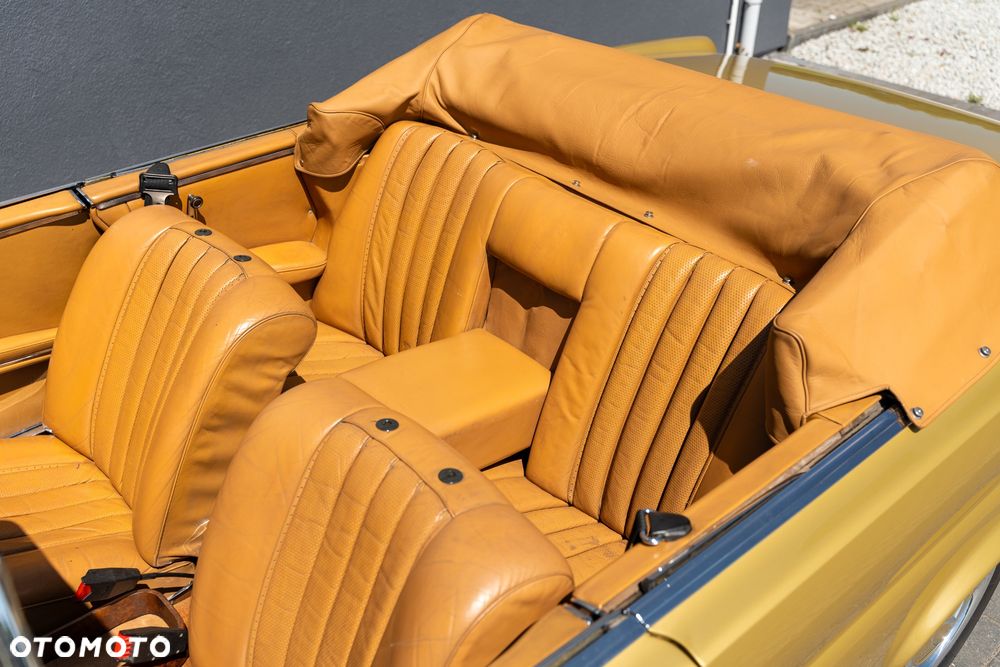 Mercedes-Benz 280 — zdjęcie 35