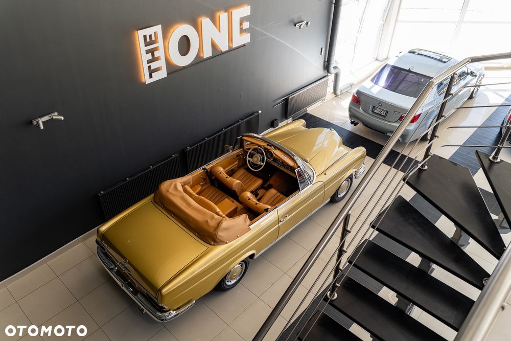 Mercedes-Benz 280 — zdjęcie 5