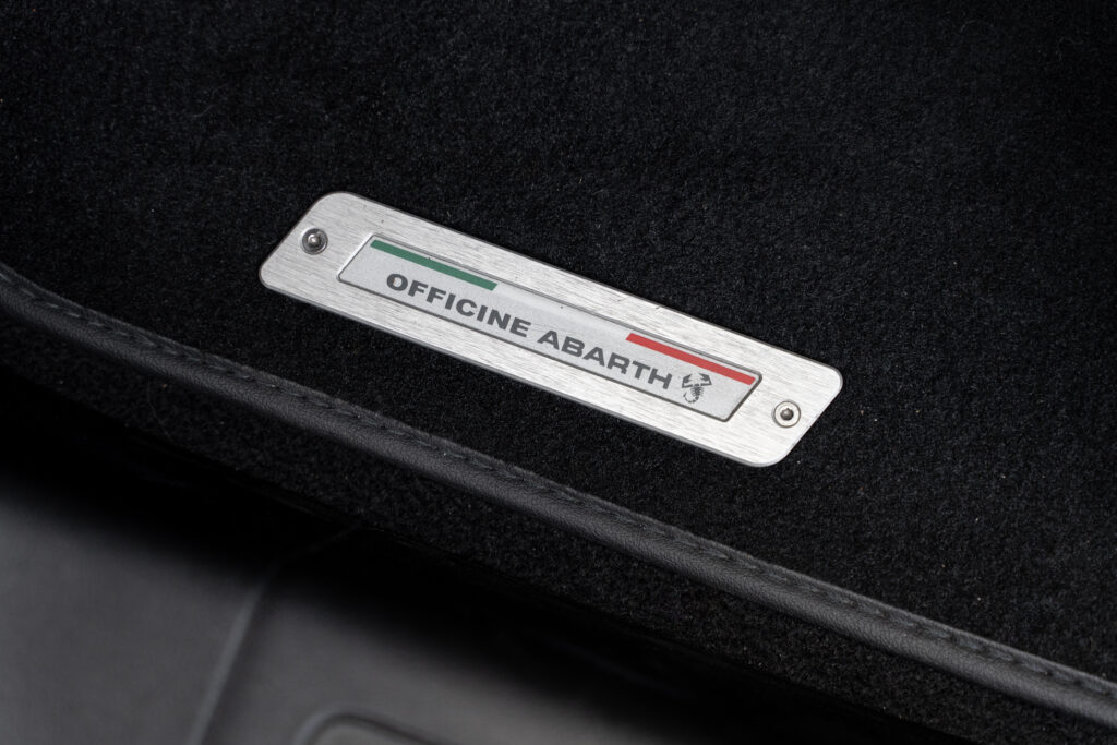 ABARTH-595-POZIOM-83