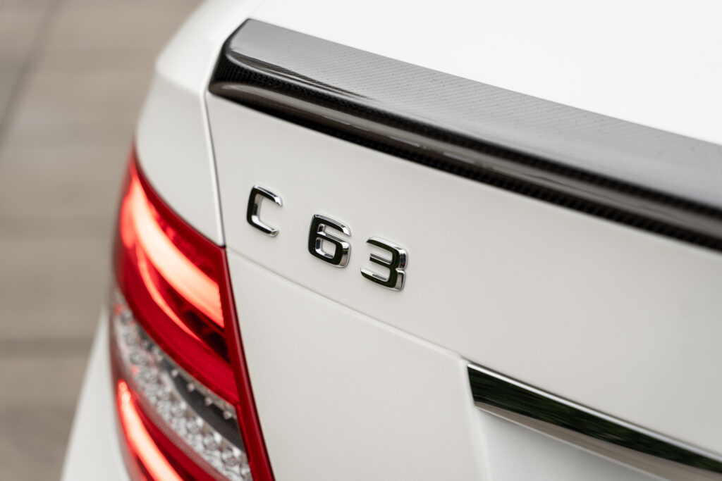 C63-BlackSeries-2