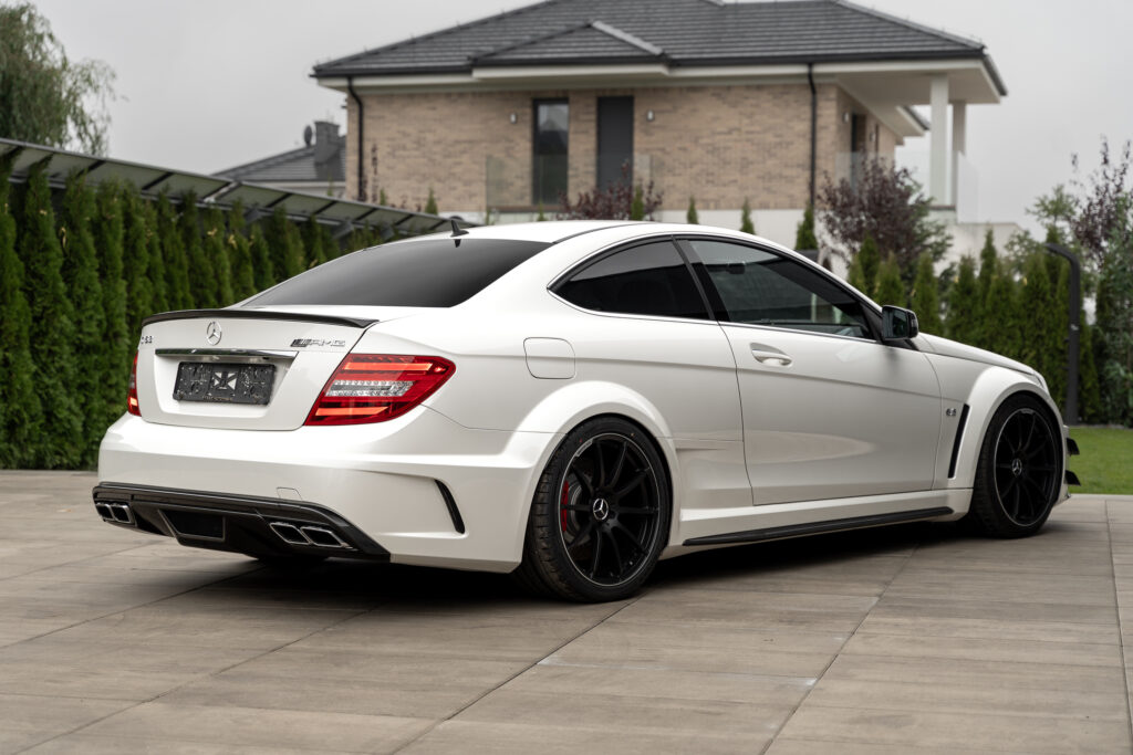 C63-BlackSeries-4