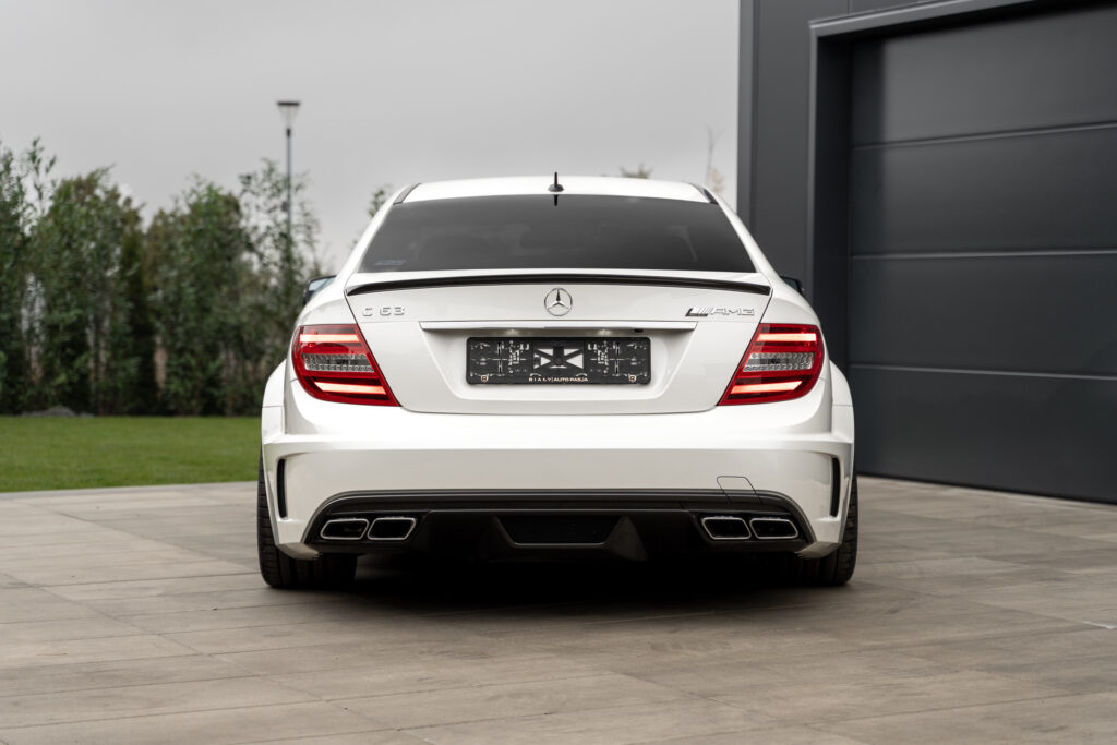 C63-BlackSeries-5