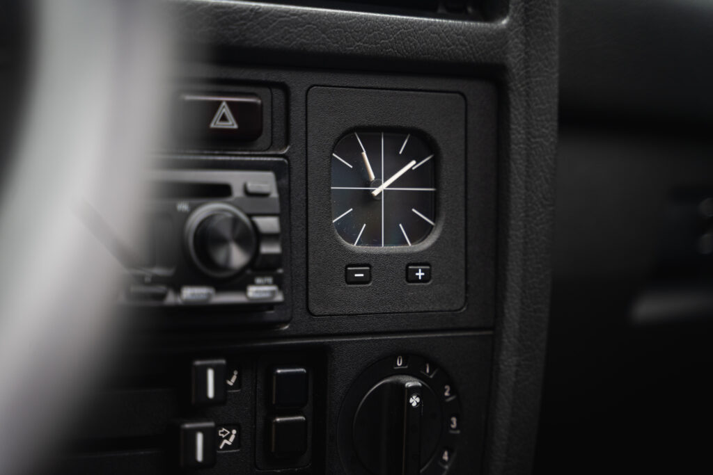 E30-M3-100