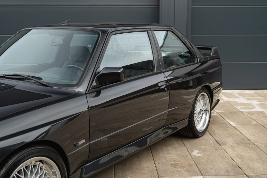 E30-M3-11