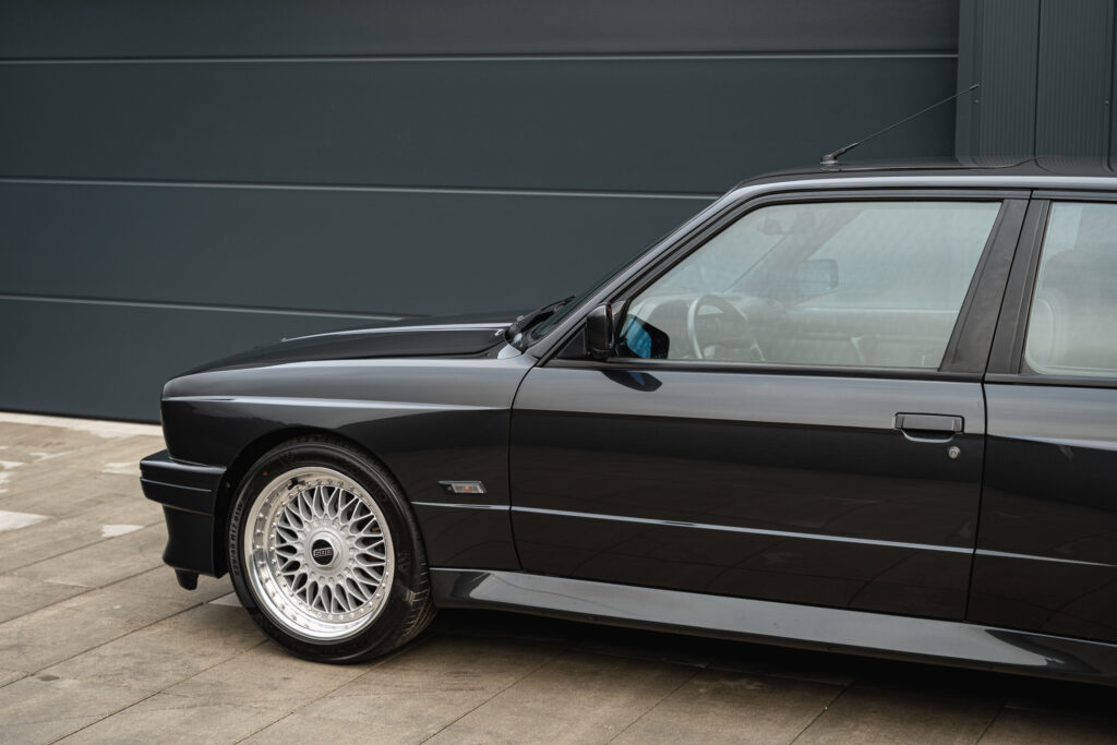 E30-M3-23