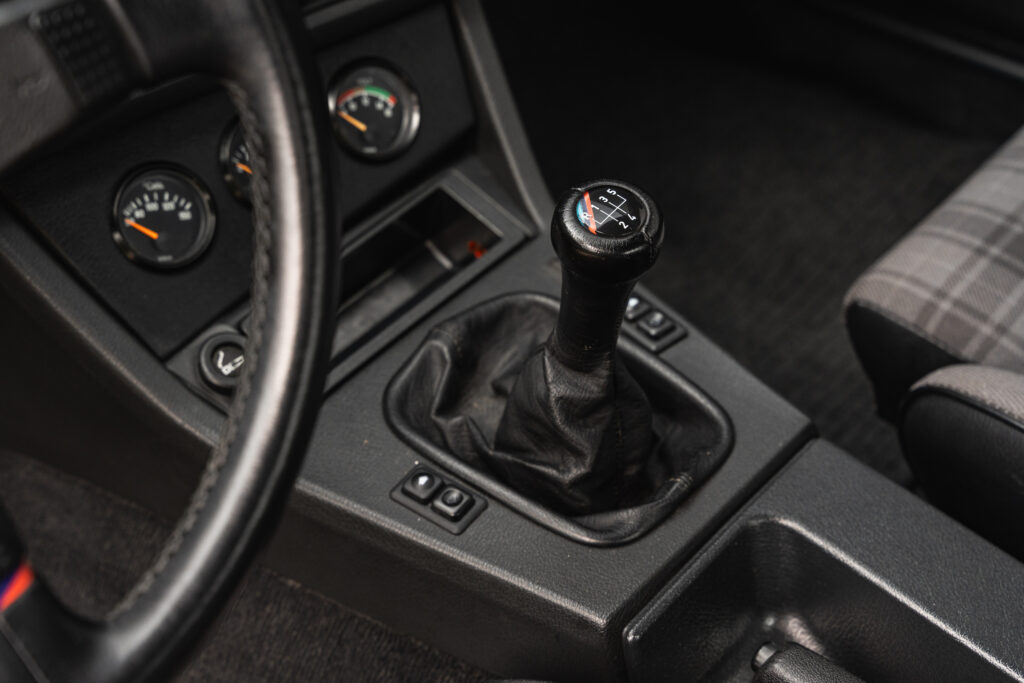 E30-M3-60