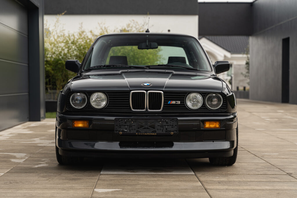 E30-M3-64