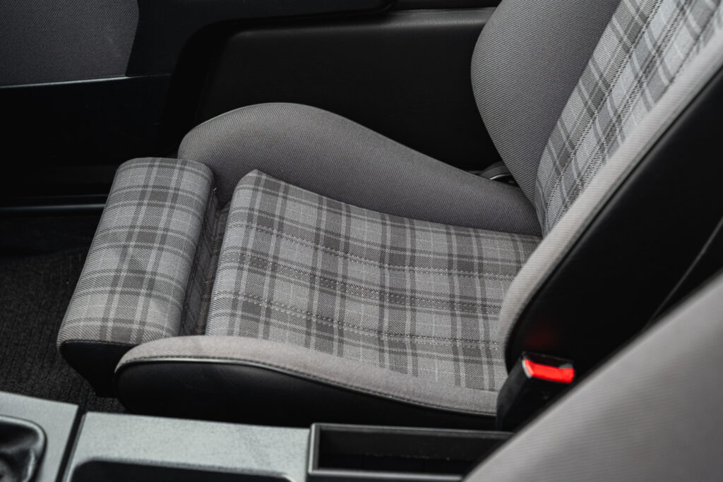 E30-M3-89