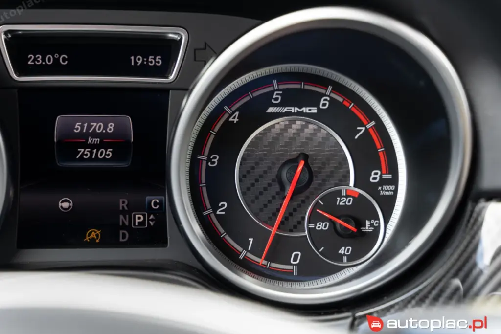 Mercedes-Benz GLS 5.5 63 AMG Faktura Vat 23 - zdjęcie 22