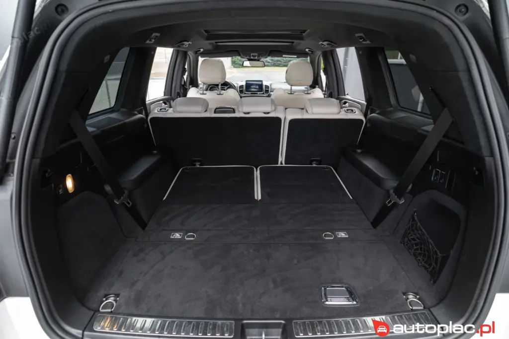 Mercedes-Benz GLS 5.5 63 AMG Faktura Vat 23 - zdjęcie 32
