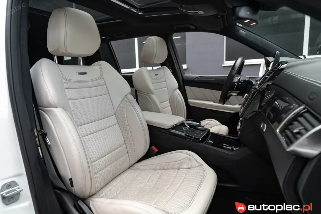 Mercedes-Benz GLS 5.5 63 AMG Faktura Vat 23 - zdjęcie 35