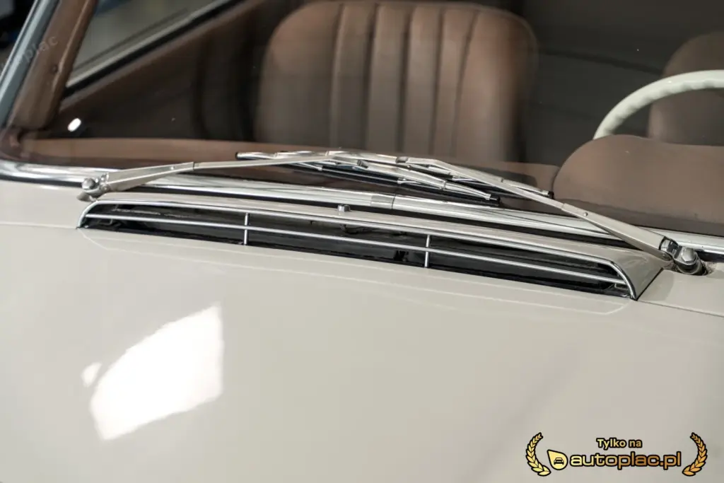 Mercedes-Benz SL W113 2.8 Pagoda 280 Oryginał - zdjęcie 25